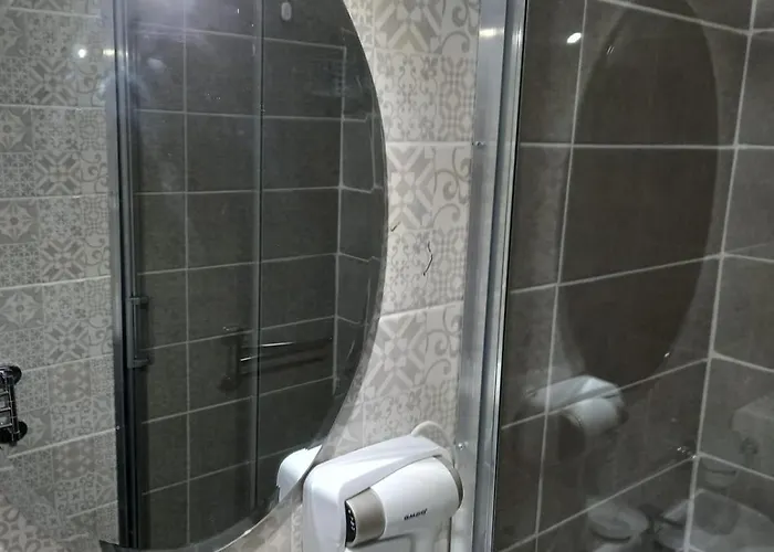 Le Spighe Dei Papi בית הארחה אנגני